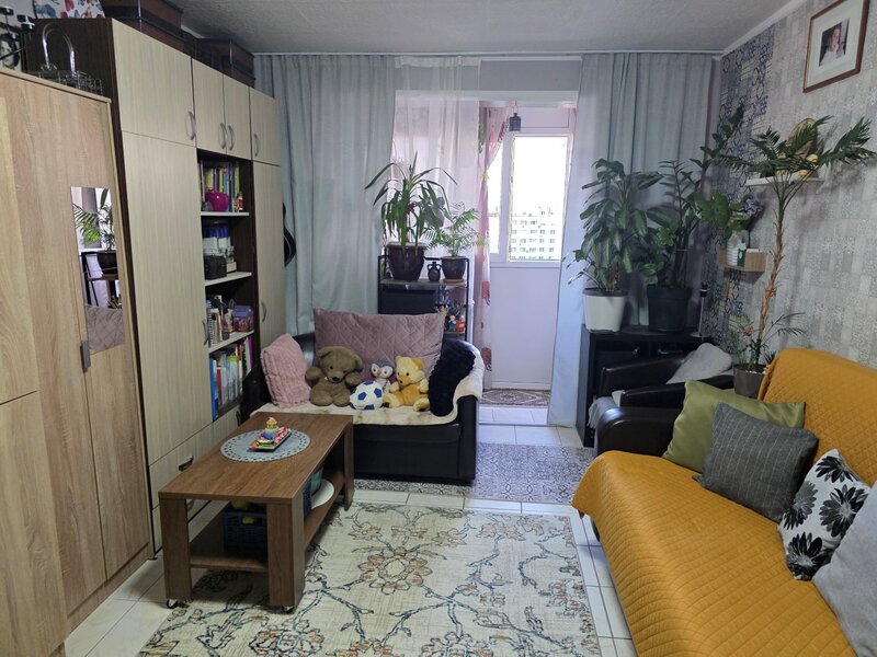 Theodor Pallady, 5 minute metrou 1 Decembrie 1918, stradal, vedere spate,